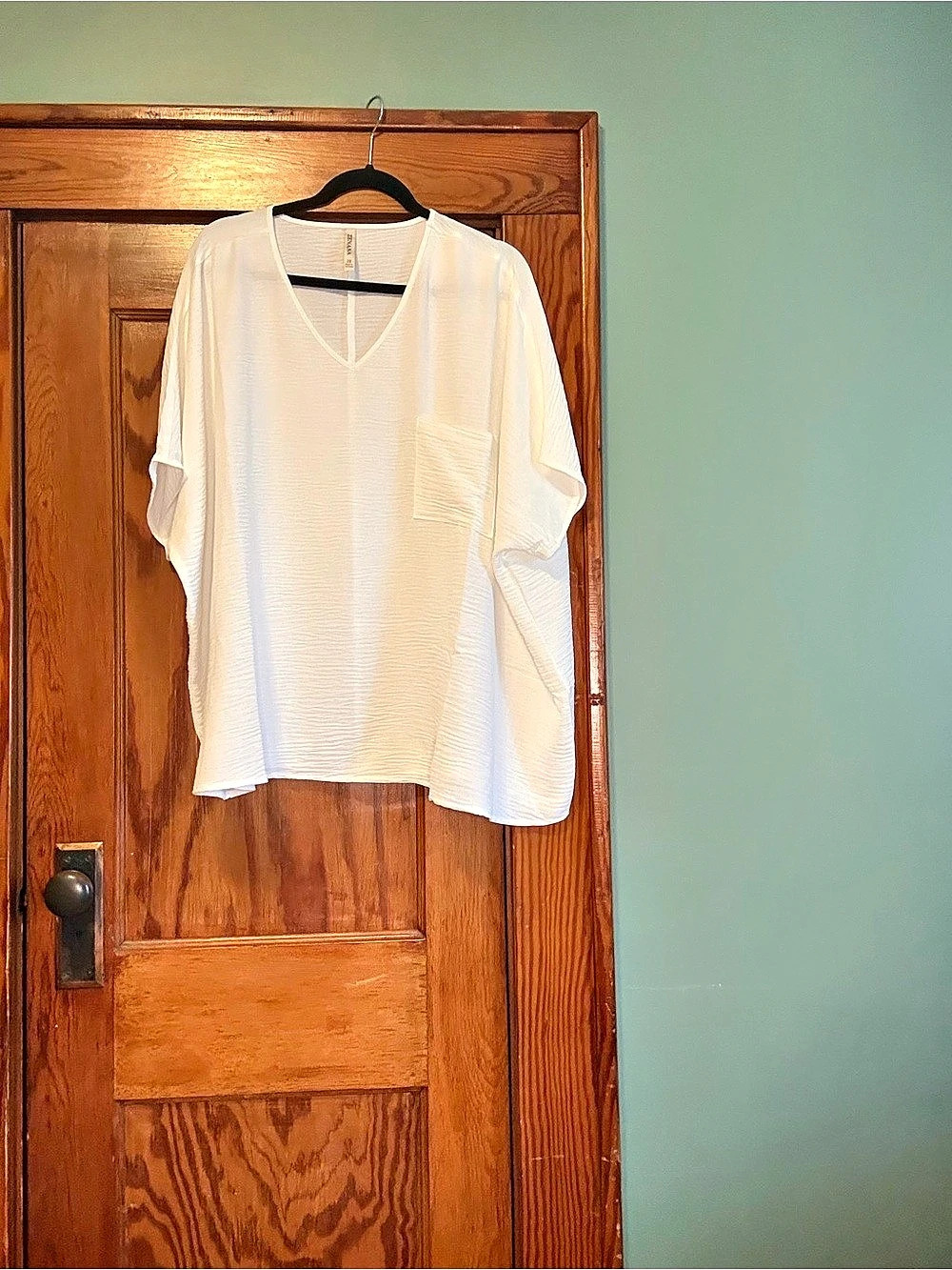 Zenana Short Sleeve Tunic in White Size 2X Like New